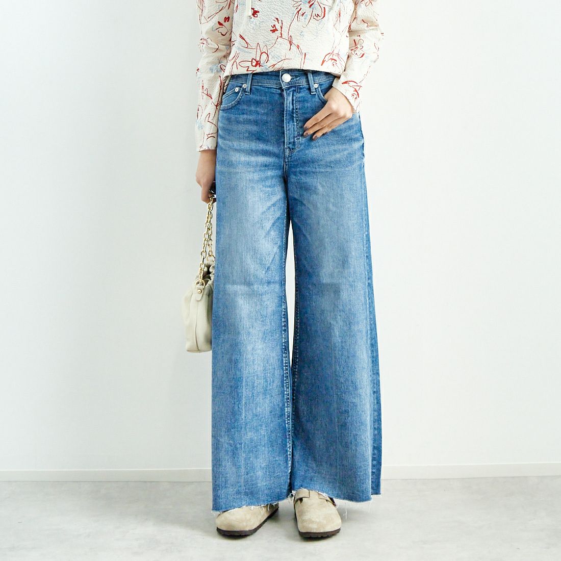 YANUK [ヤヌーク] ワイドフレアデニムパンツ [57134307] CVL &&モデル身長：167cm 着用サイズ：24&&