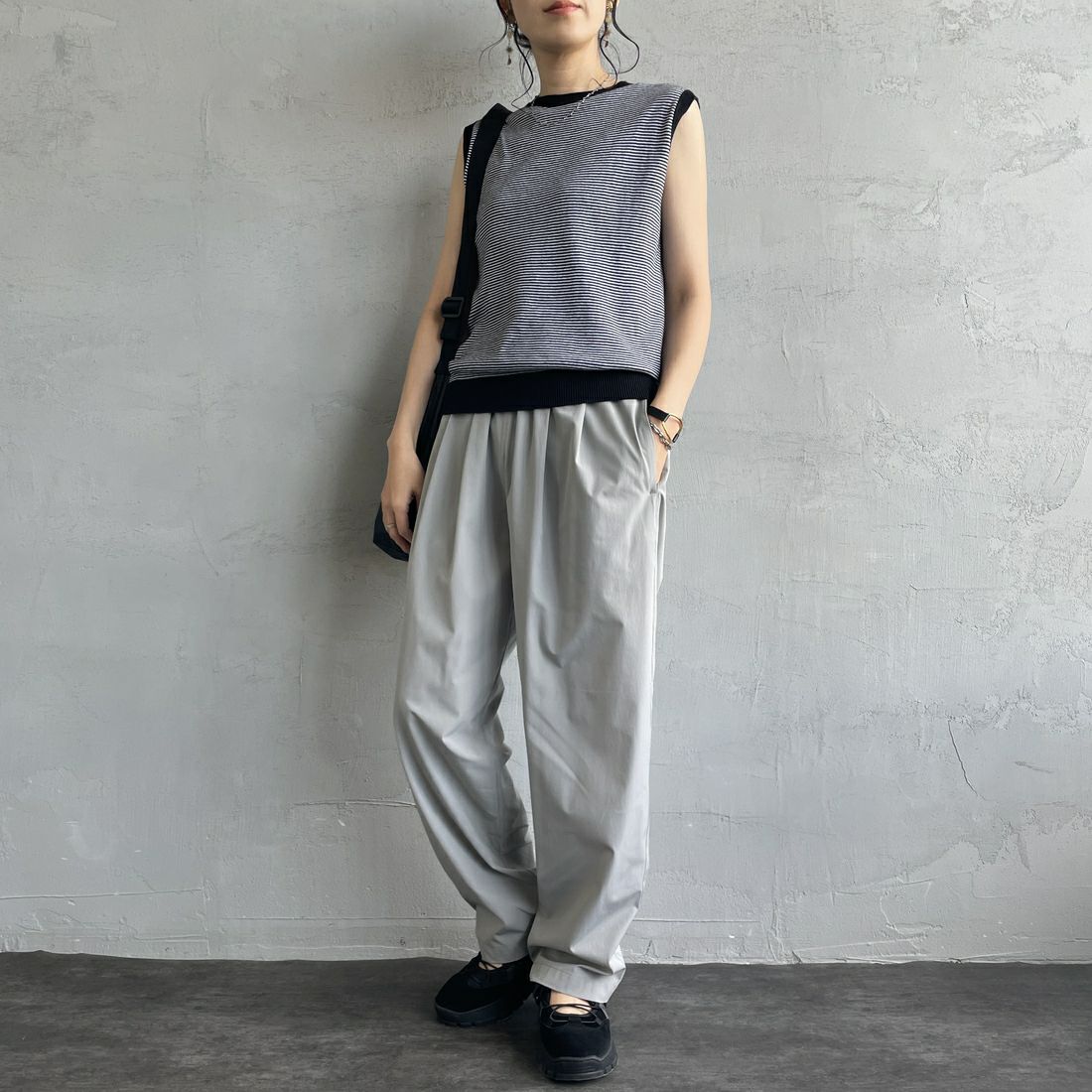 Jeans Factory Clothes [ジーンズファクトリークローズ] 7DAYSナイロンイージーパンツ [IN11-PT-5] ｸﾞﾚｰ &&モデル身長：160cm 着用サイズ：F&&