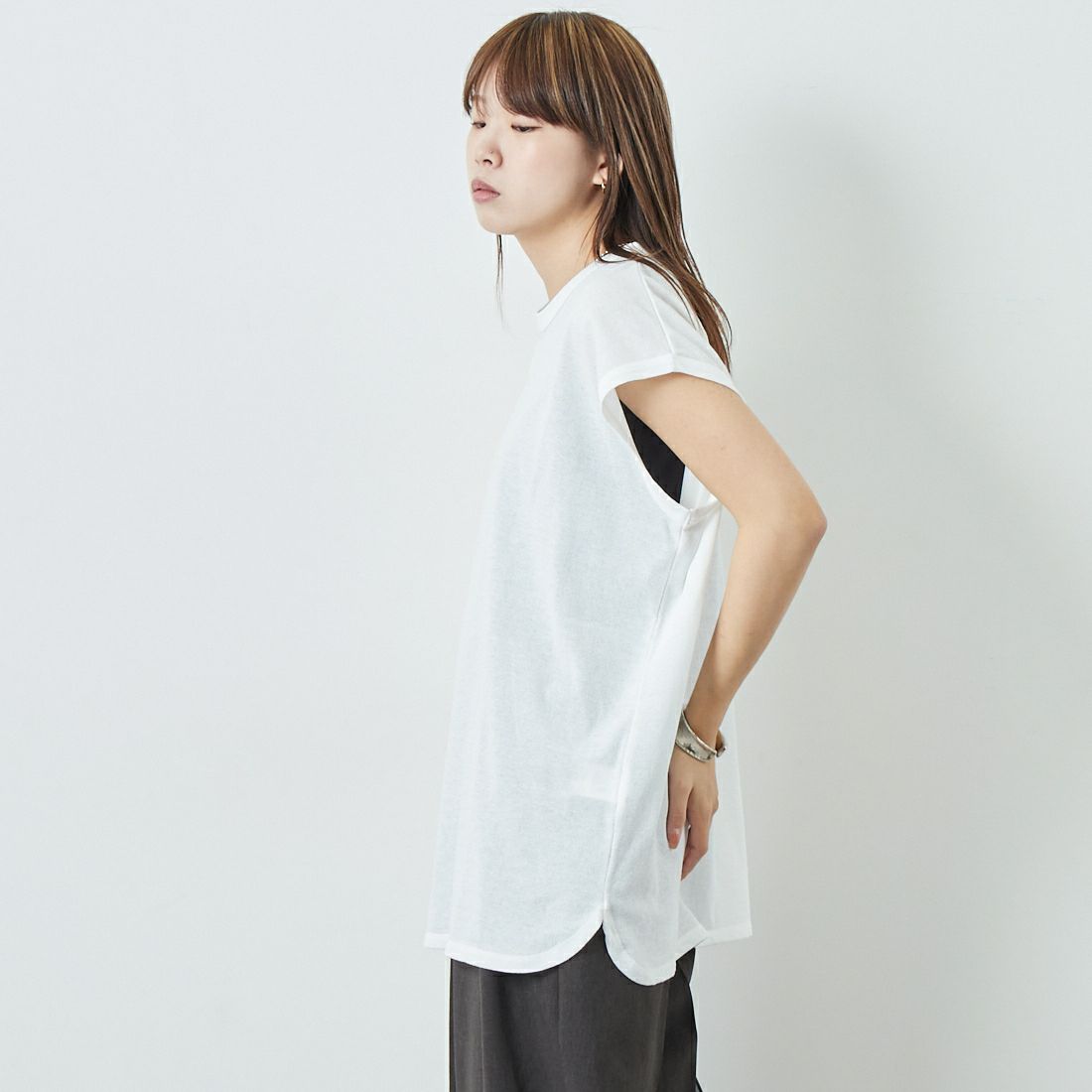 soil [ソイル] ジョーゼットジャージー フレンチスリーブTシャツ [GNSL25053] 9100 OFF &&モデル身長：167cm 着用サイズ：F&&