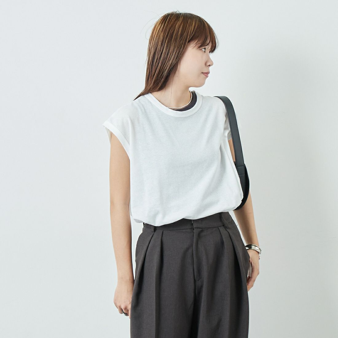soil [ソイル] ジョーゼットジャージー フレンチスリーブTシャツ [GNSL25053] 9100 OFF &&モデル身長：167cm 着用サイズ：F&&