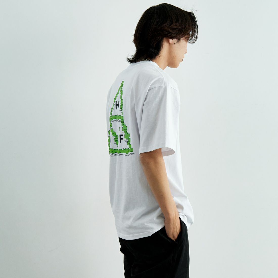 HUF [ハフ] デスクトップ ショートスリーブTシャツ [TS02400] WHITE &&モデル身長：179cm 着用サイズ：L&&