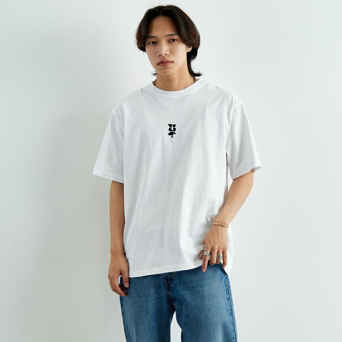 WHITE&&モデル身長：179cm 着用サイズ：L&&