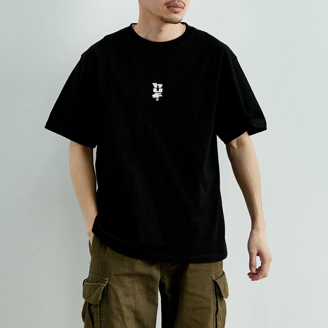 BLACK&&モデル身長：168cm 着用サイズ：M&&