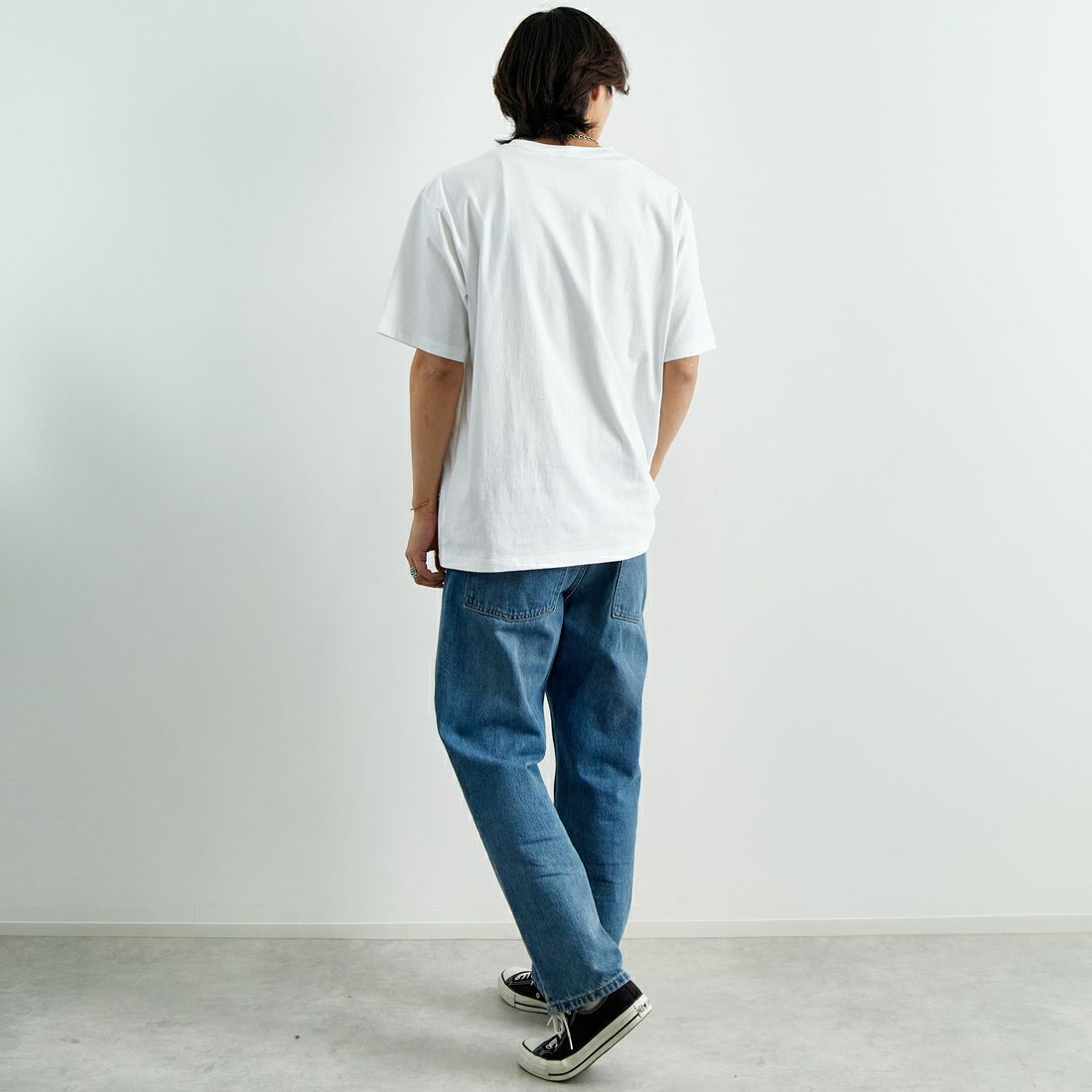 HUF [ハフ] SET MEGABLAST ショートスリーブTシャツ [TS02481] WHITE &&モデル身長：179cm 着用サイズ：L&&