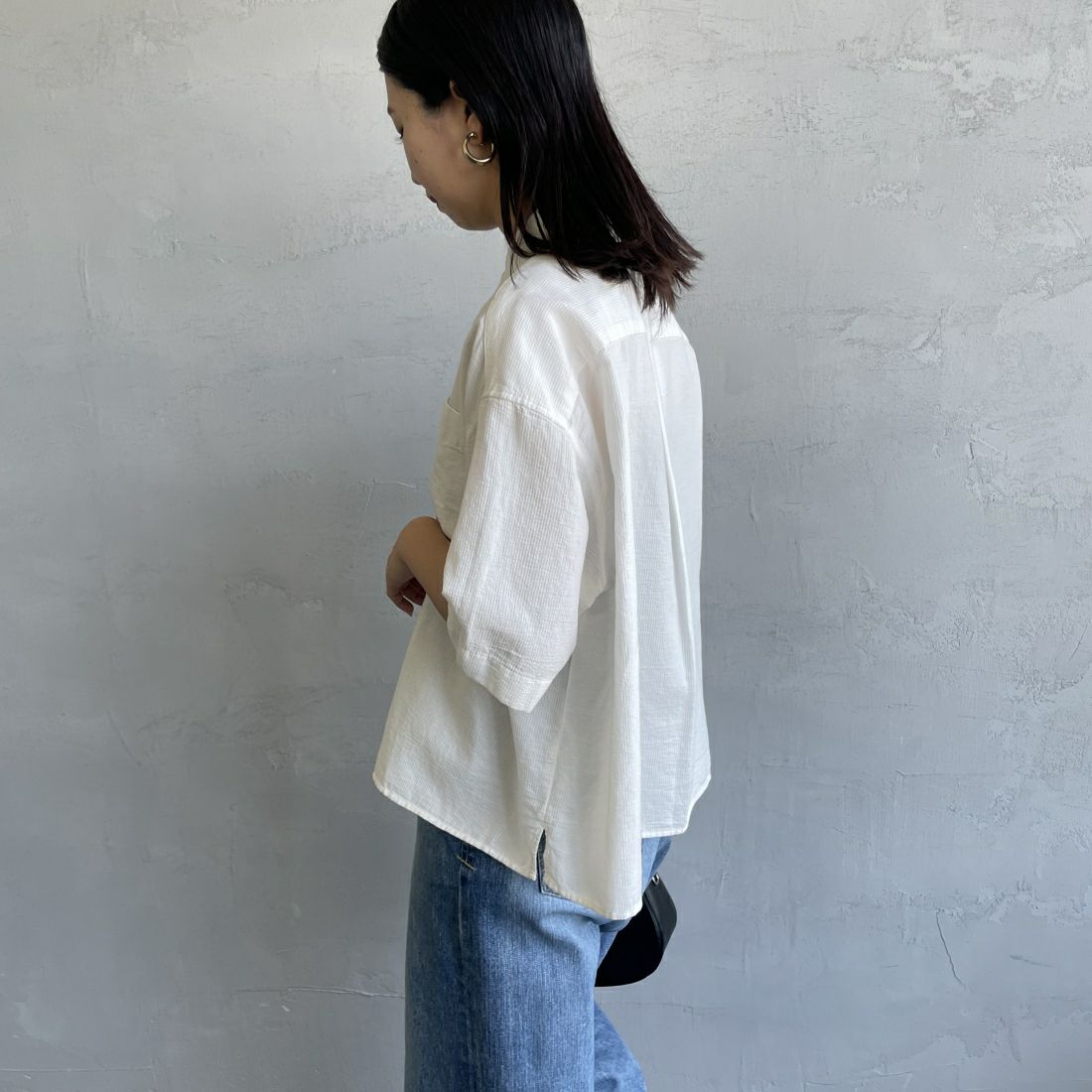 FRED PERRY [フレッドペリー] シアサッカー ショートスリーブシャツブラウス [G9179] 129 SNOW W &&モデル身長：163cm 着用サイズ：10&&