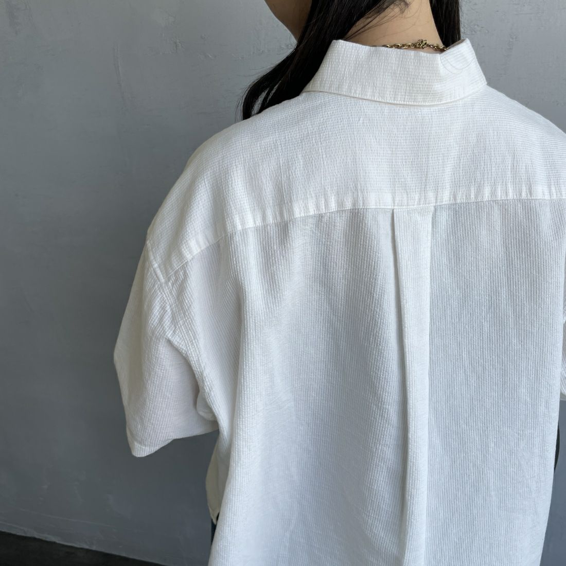 FRED PERRY [フレッドペリー] シアサッカー ショートスリーブシャツブラウス [G9179] 129 SNOW W &&モデル身長：163cm 着用サイズ：10&&