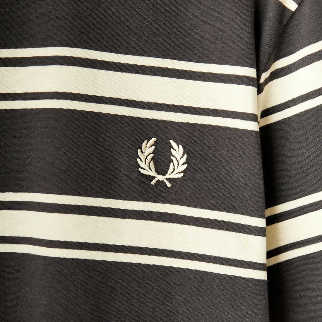 FRED PERRY [フレッドペリー] ファインストライプ ワンポイントロゴ刺繍Tシャツ [M9851] 297 ANCHER