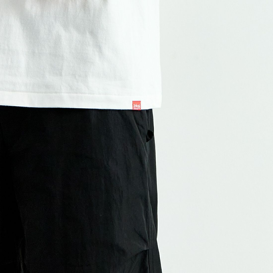 MANHATTAN PORTAGE [マンハッタンポーテージ] スカイラインロゴ ショートスリーブポケットTシャツ [MP-M611] WHITE