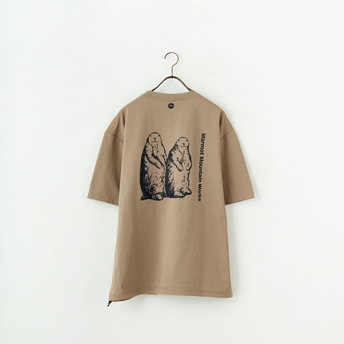Marmot [マーモット] 別注 ドローコード付き マーモットバックプリントTシャツ [MTSS25COCOAMST329IN-JF] COCOA