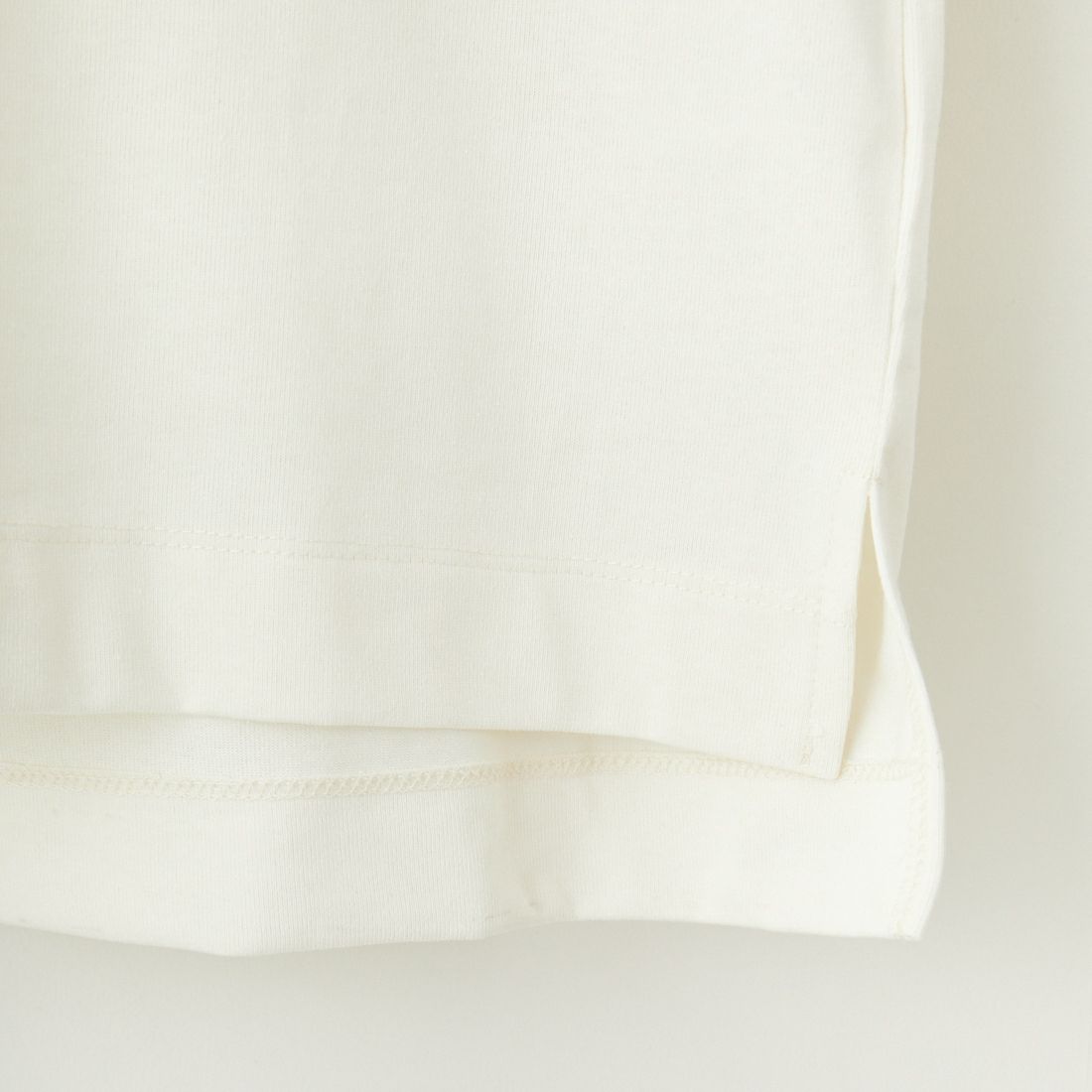 NANGA [ナンガ] エコハイブリッド ボックスロゴ刺繍Tシャツ [NW2411-1G803] WHT