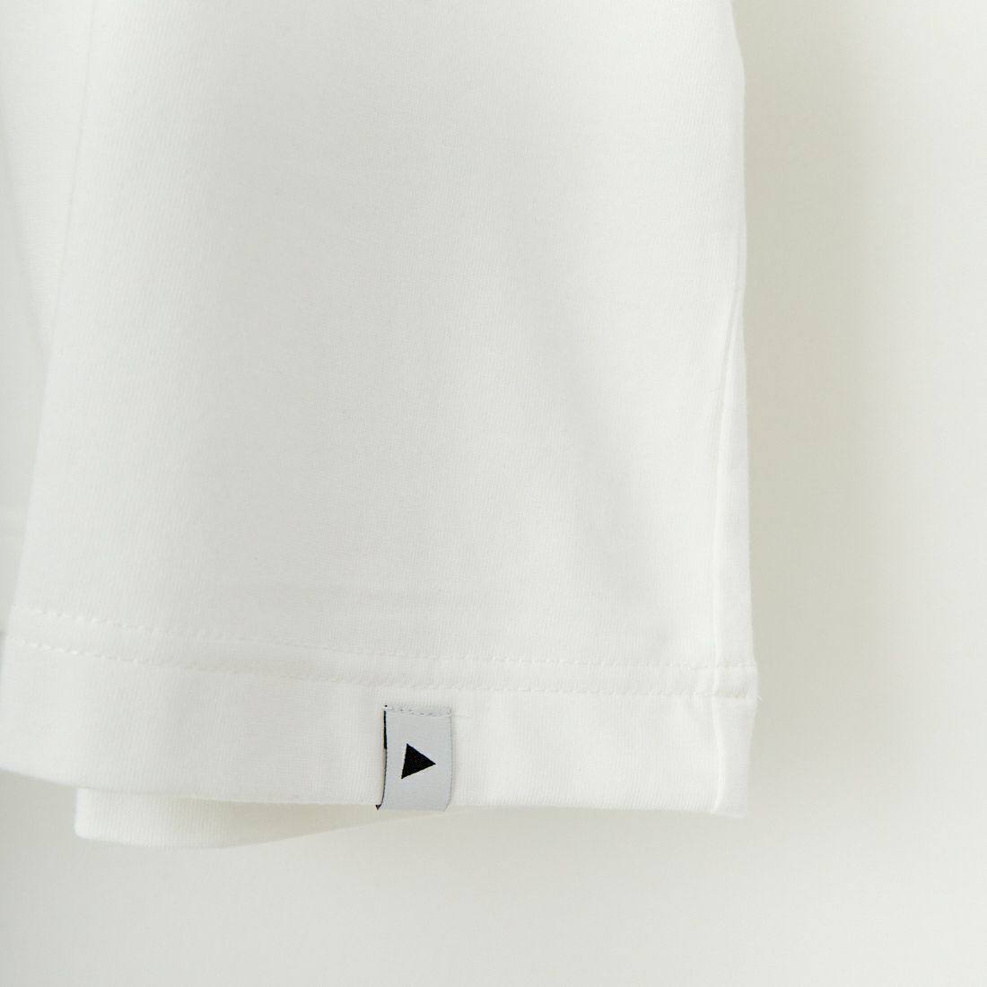 and wander [アンドワンダー] gracier プリントTシャツ [5745184113] WHITE