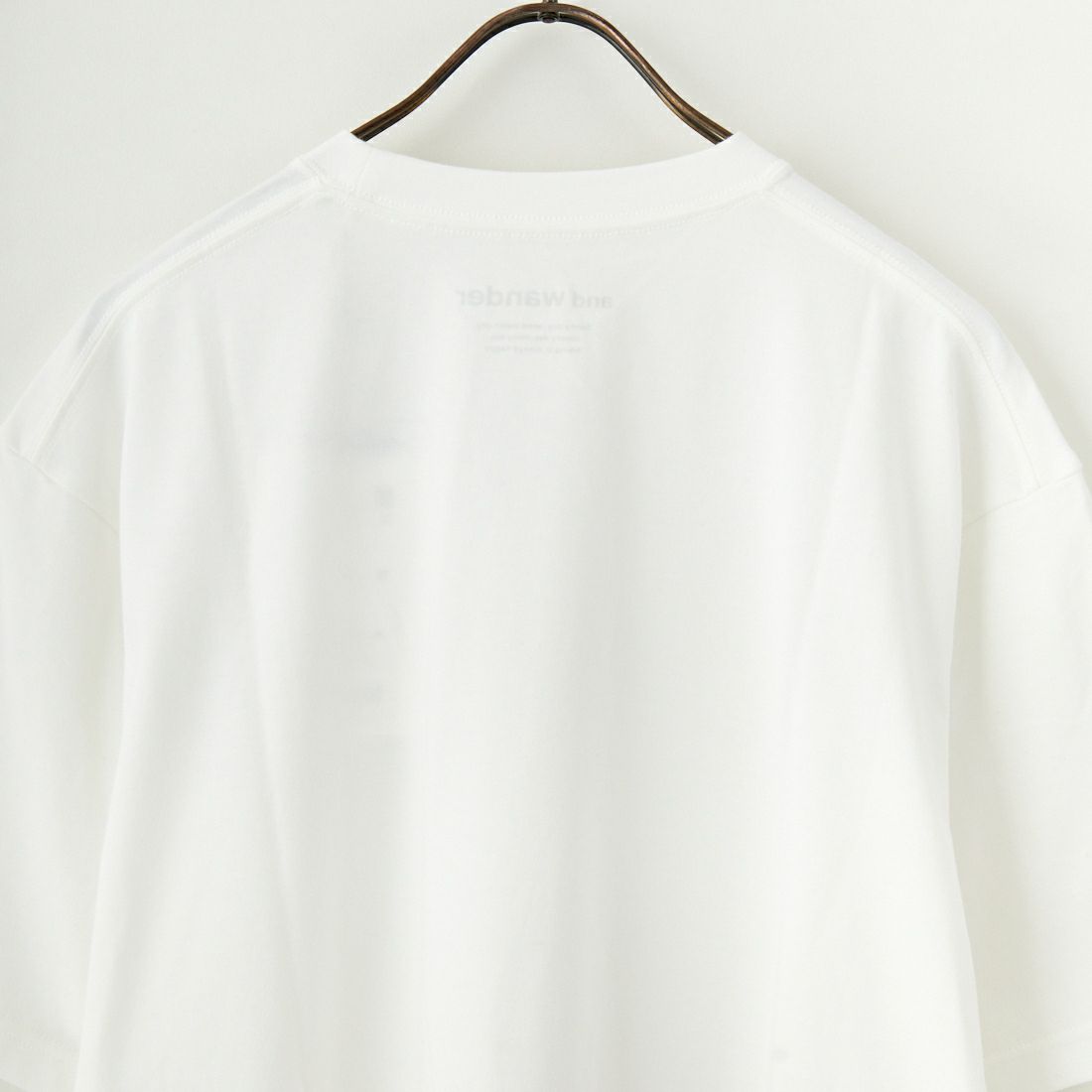 and wander [アンドワンダー] gracier プリントTシャツ [5745184113] WHITE