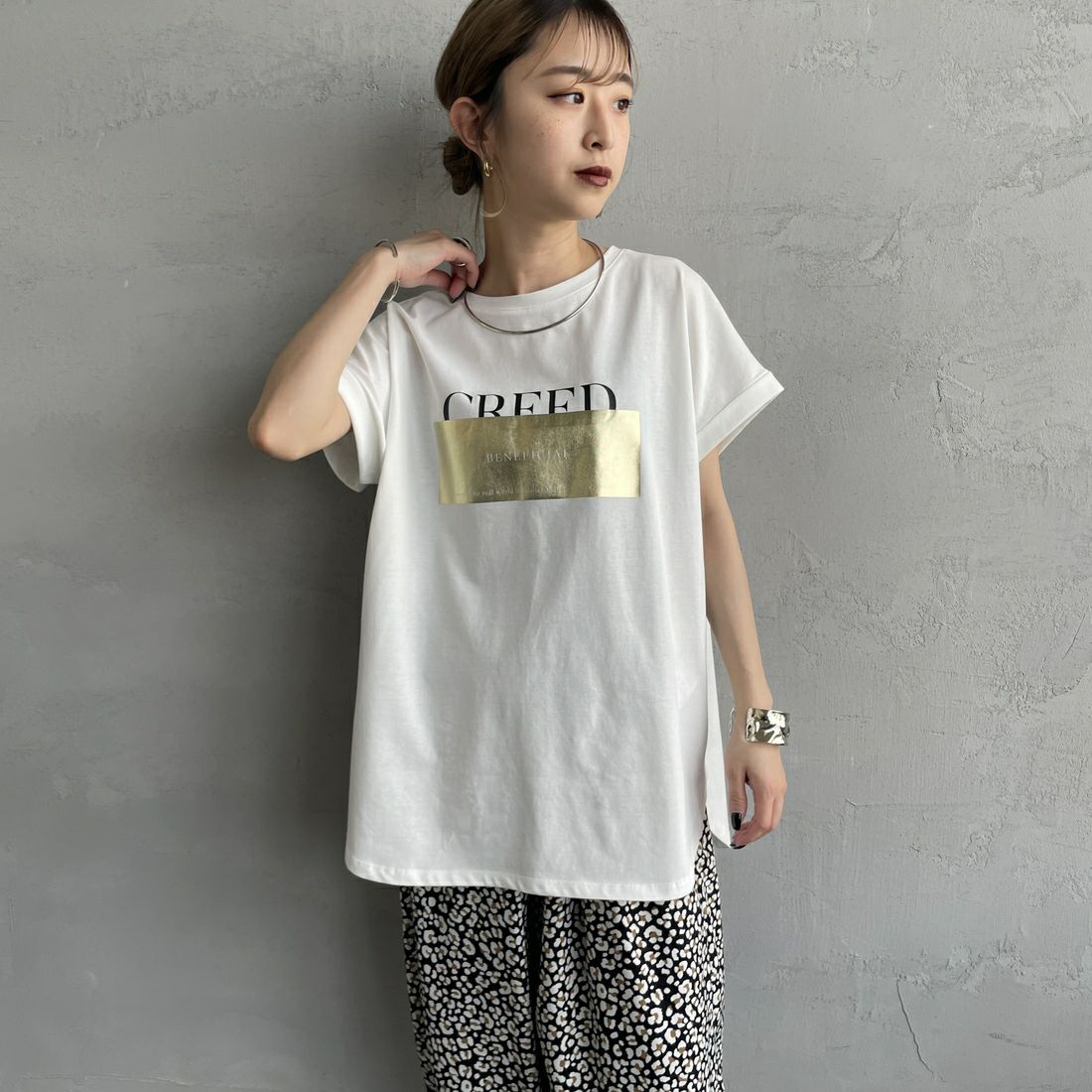 Maison de L'allure [メゾン ドゥ ラリュール] 箔ラバーロゴプリントTシャツ [M25112019] 02 OFF &&モデル身長：150cm 着用サイズ：F&&