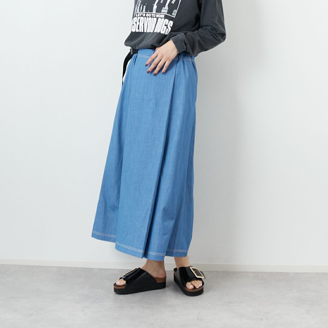 LT.BLUE&&モデル身長：167cm 着用サイズ：F&&