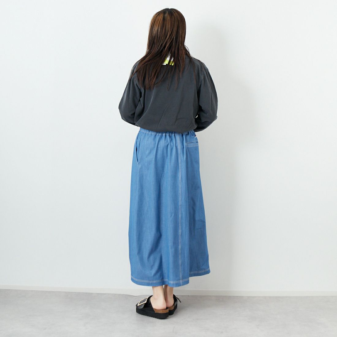 THOUSAND MILE [サウザンド マイル] ウェーブアジャストスカート [TM251TD00352] LT.BLUE &&モデル身長：167cm 着用サイズ：F&&
