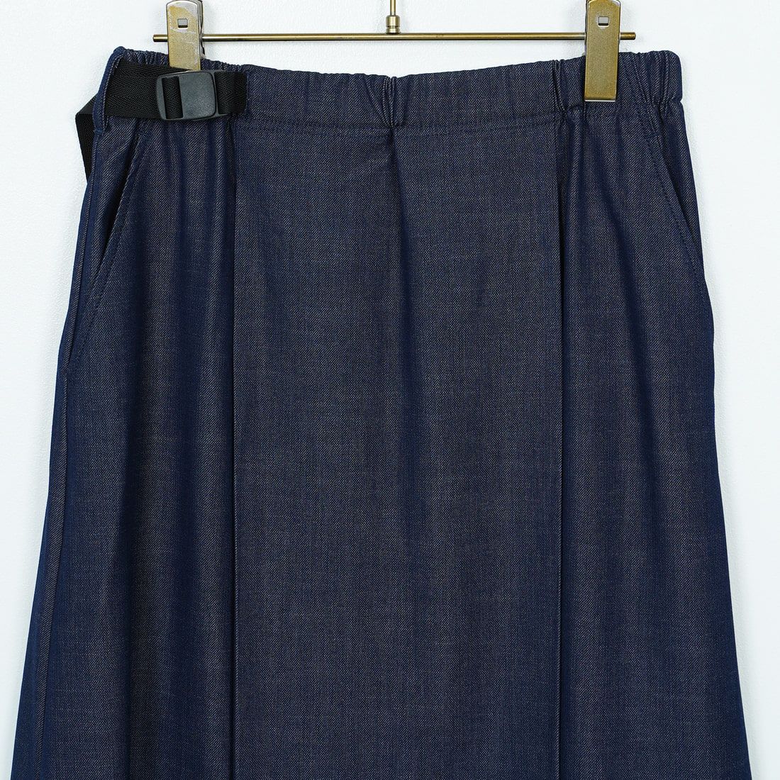THOUSAND MILE [サウザンド マイル] ウェーブアジャストスカート [TM251TD00352] NAVY
