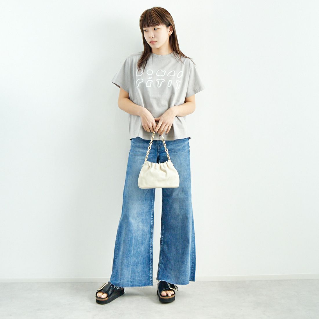 tumugu: [ツムグ] ラフィ天竺プリントTシャツ [TC25103] 80 L.GRAY &&モデル身長：167cm 着用サイズ：F&&
