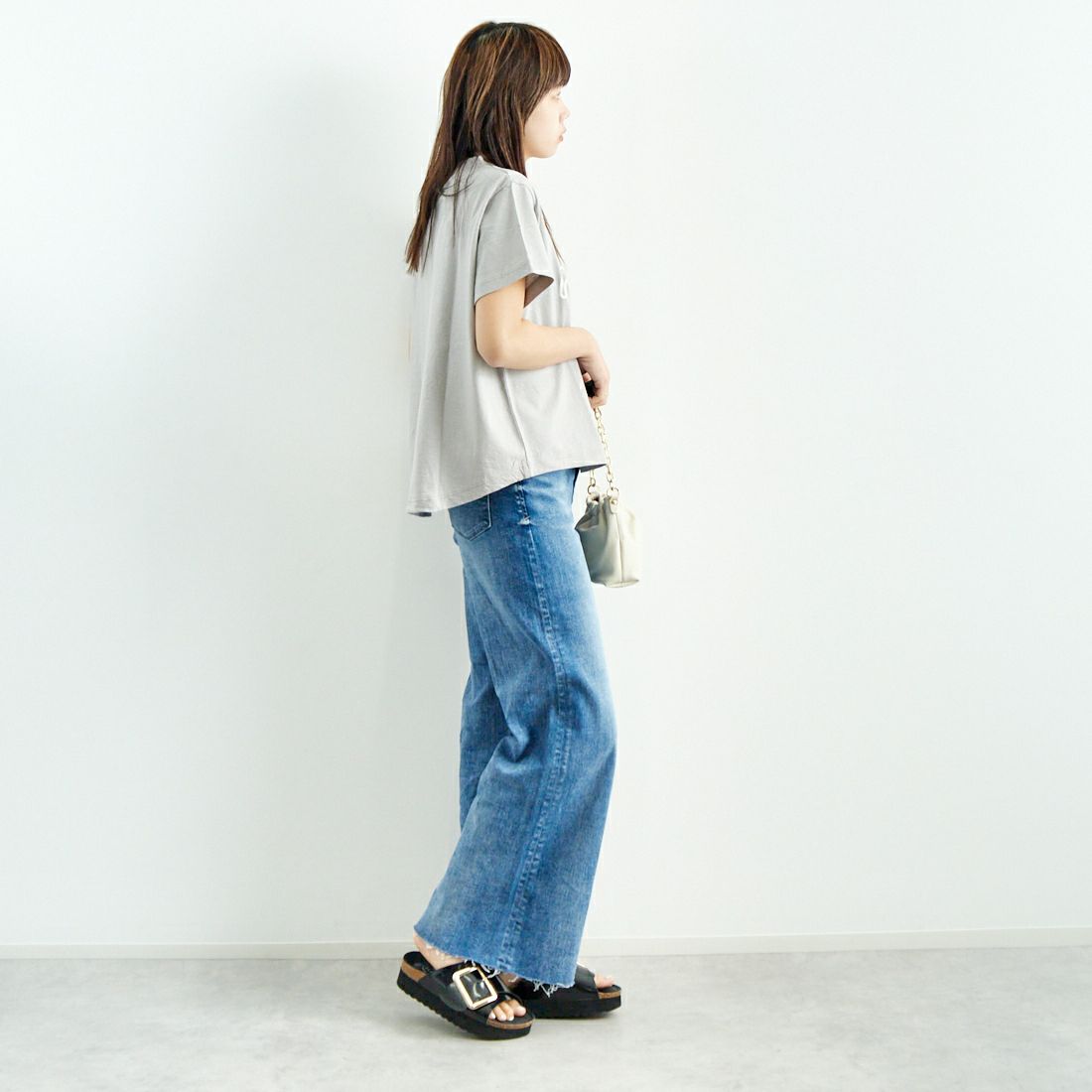 tumugu: [ツムグ] ラフィ天竺プリントTシャツ [TC25103] 80 L.GRAY &&モデル身長：167cm 着用サイズ：F&&