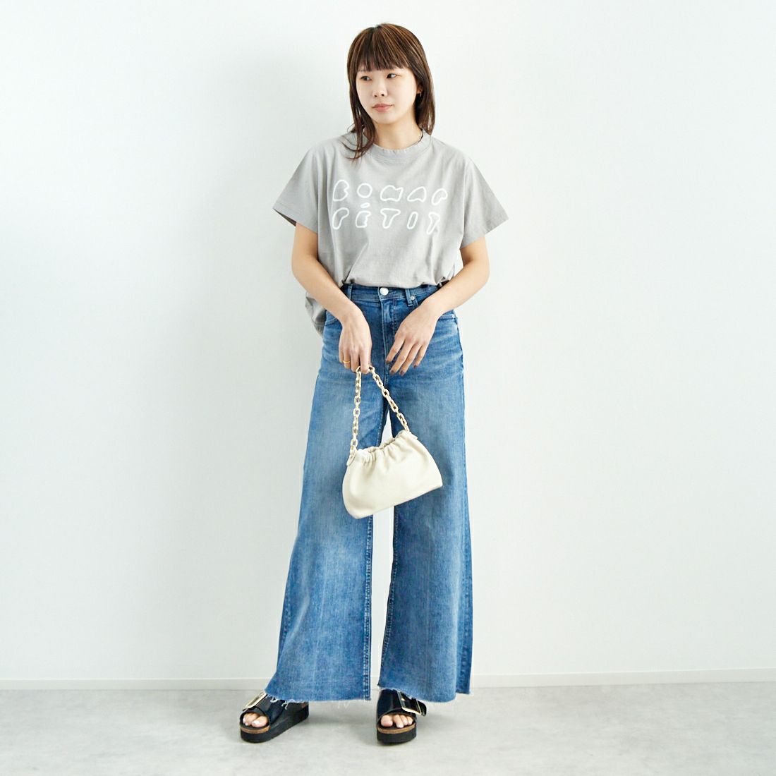 tumugu: [ツムグ] ラフィ天竺プリントTシャツ [TC25103] 80 L.GRAY &&モデル身長：167cm 着用サイズ：F&&