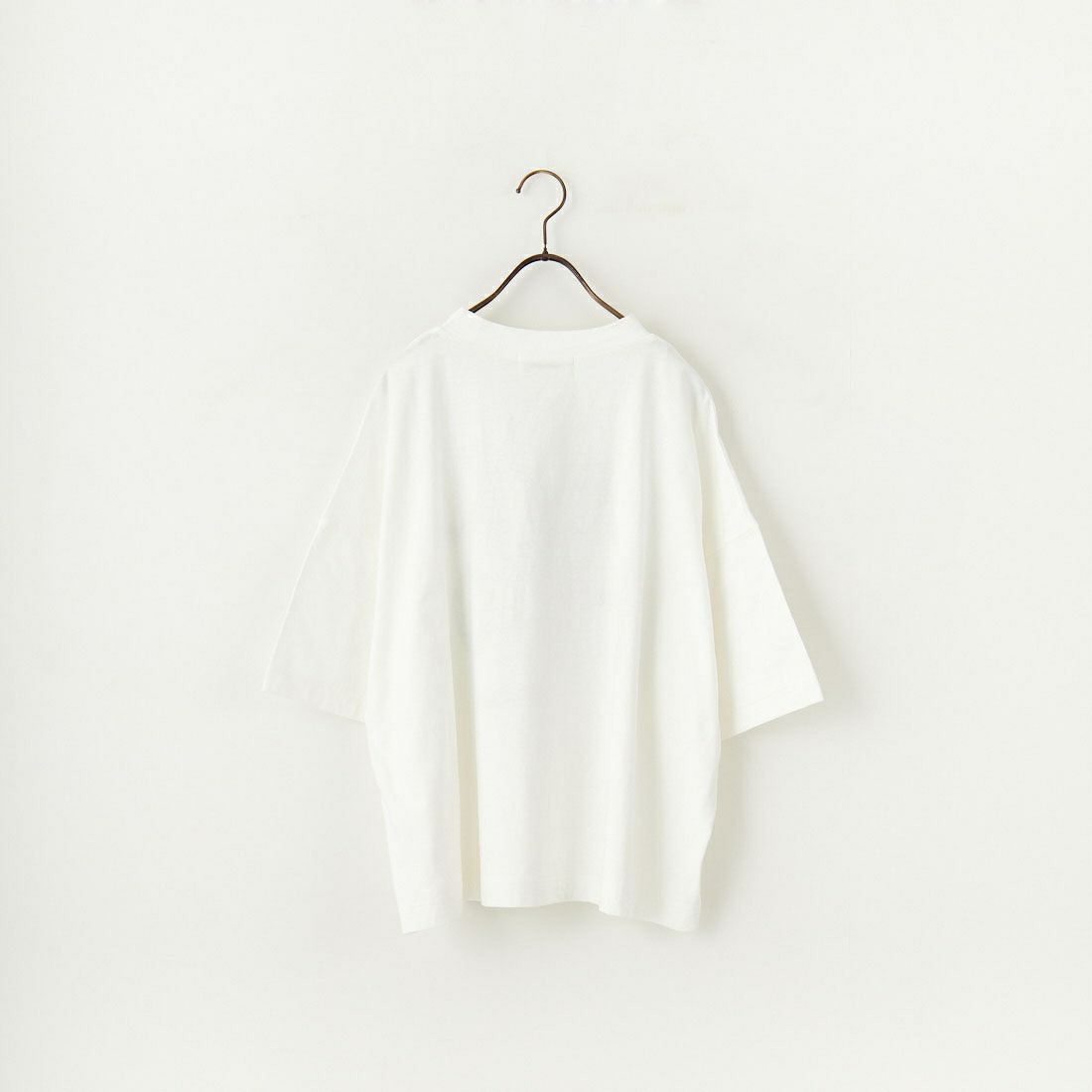 tumugu: [ツムグ] ラフィ天竺プリントTシャツ [TC25104] 02 OFF