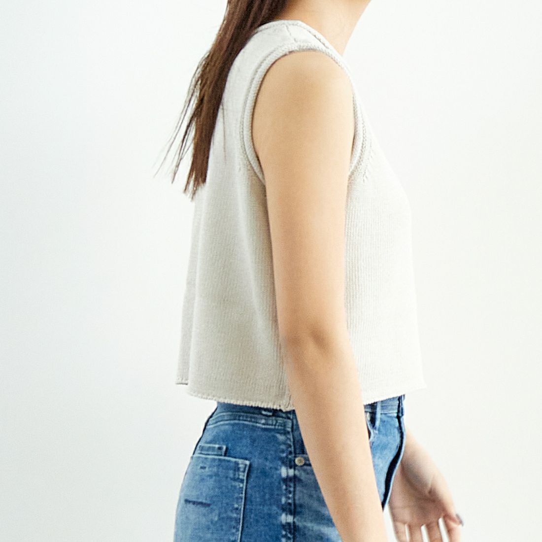 WALANCE [ワランス] ペーパーニット2WAYトップス [3251-004] 09 G.IVORY &&モデル身長：167cm 着用サイズ：F&&