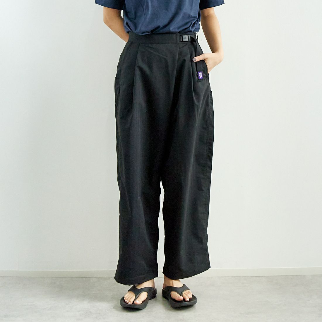 THE NORTH FACE PURPLE LABEL [ザ ノースフェイス パープルレーベル] ヘリンボーンフィールドラップパンツ [N25SC036] K BLACK &&モデル身長：167cm 着用サイズ：WS&&