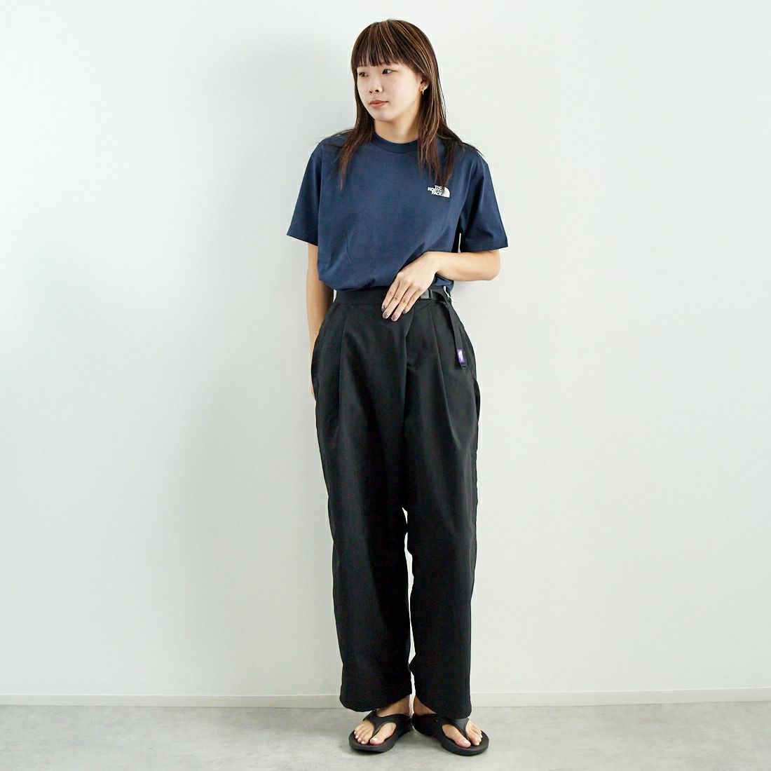 THE NORTH FACE PURPLE LABEL [ザ ノースフェイス パープルレーベル] ヘリンボーンフィールドラップパンツ [N25SC036] K BLACK &&モデル身長：167cm 着用サイズ：WS&&
