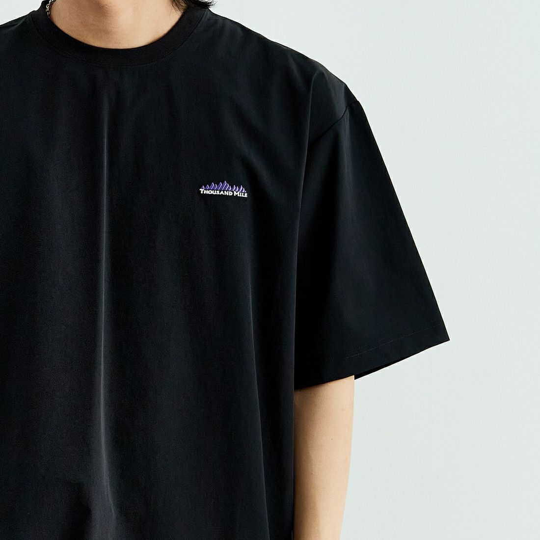 THOUSAND MILE [サウザンド マイル] ショートスリーブTシャツ&パンツ 3Pセットアップ [TM251NP00011] BLACK &&モデル身長：179cm 着用サイズ：XL&&