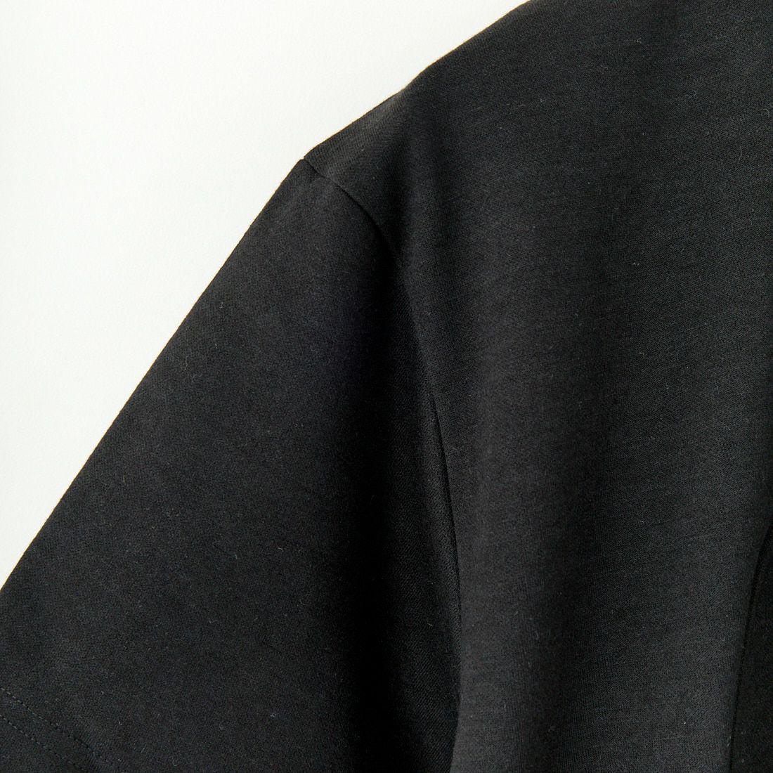 PARIS SAINT-GERMAN [パリ・サンジェルマン] PSGエンボスロゴ ショートスリーブTシャツ [PS0525SS0001] BLACK
