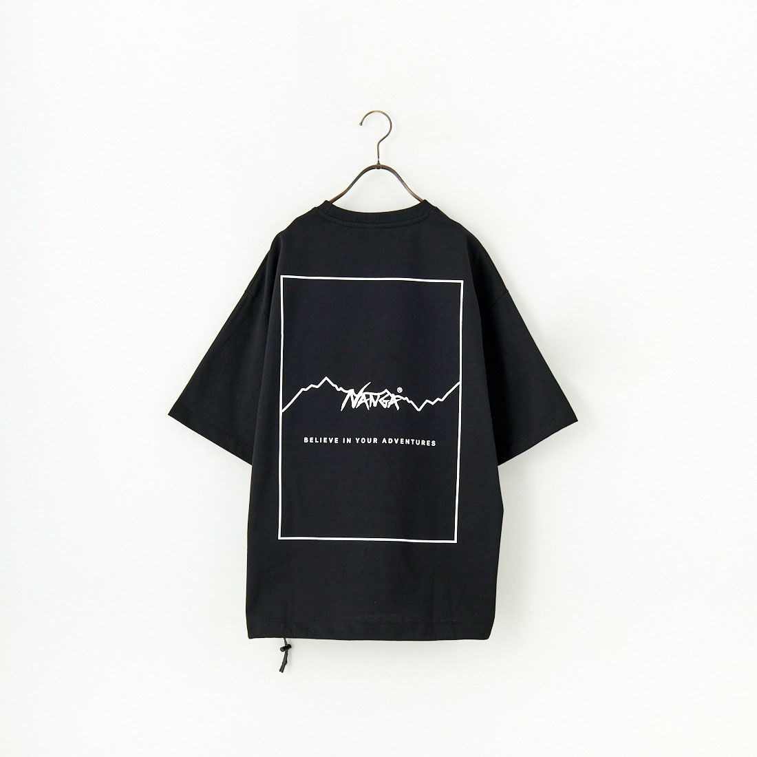 JEANSFACTORY × NANGA [ジーンズファクトリー × ナンガ] 別注 バックプリント ドローコードTシャツ [NW25SS-JF6] BLACK