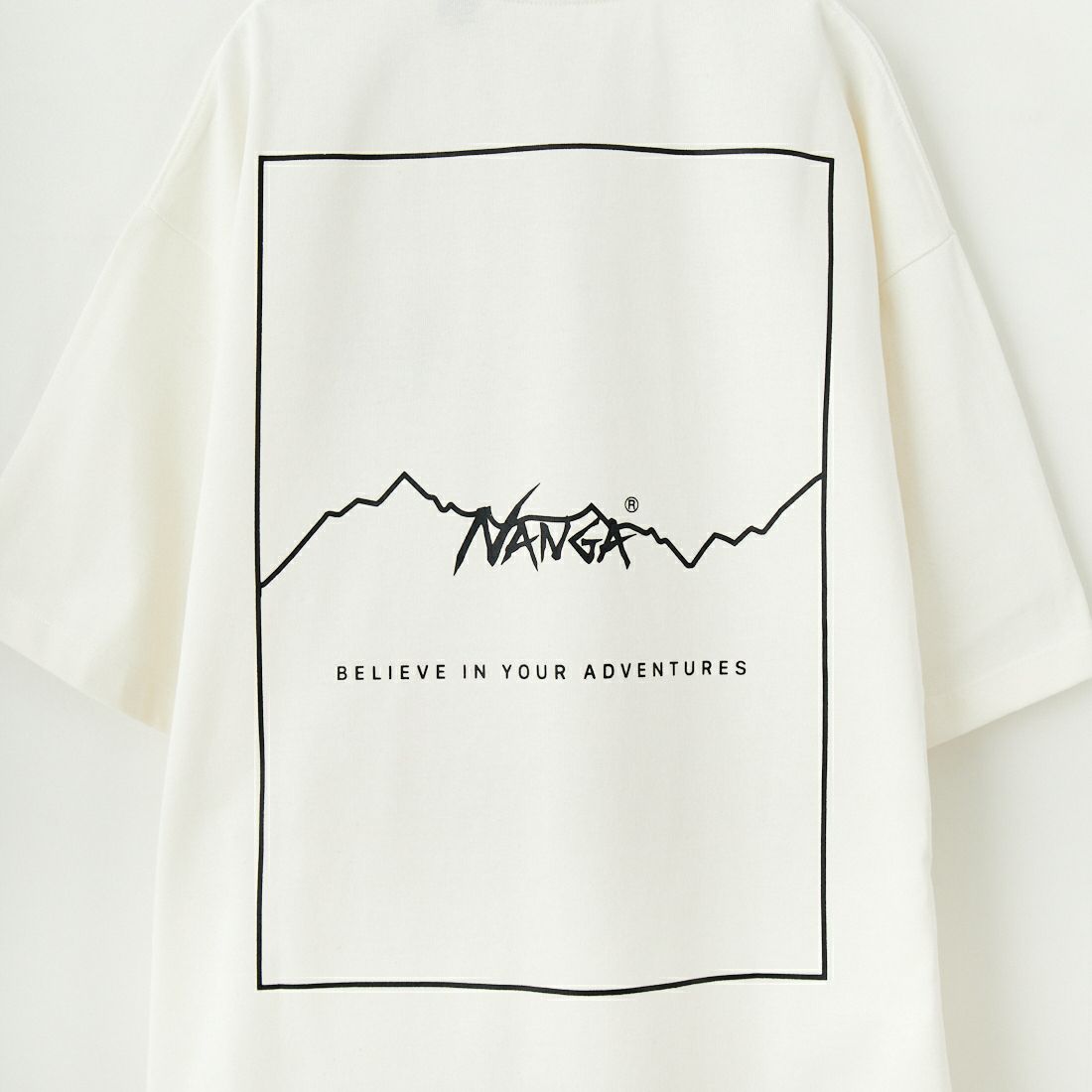 JEANSFACTORY × NANGA [ジーンズファクトリー × ナンガ] 別注 バックプリント ドローコードTシャツ [NW25SS-JF6] WHITE