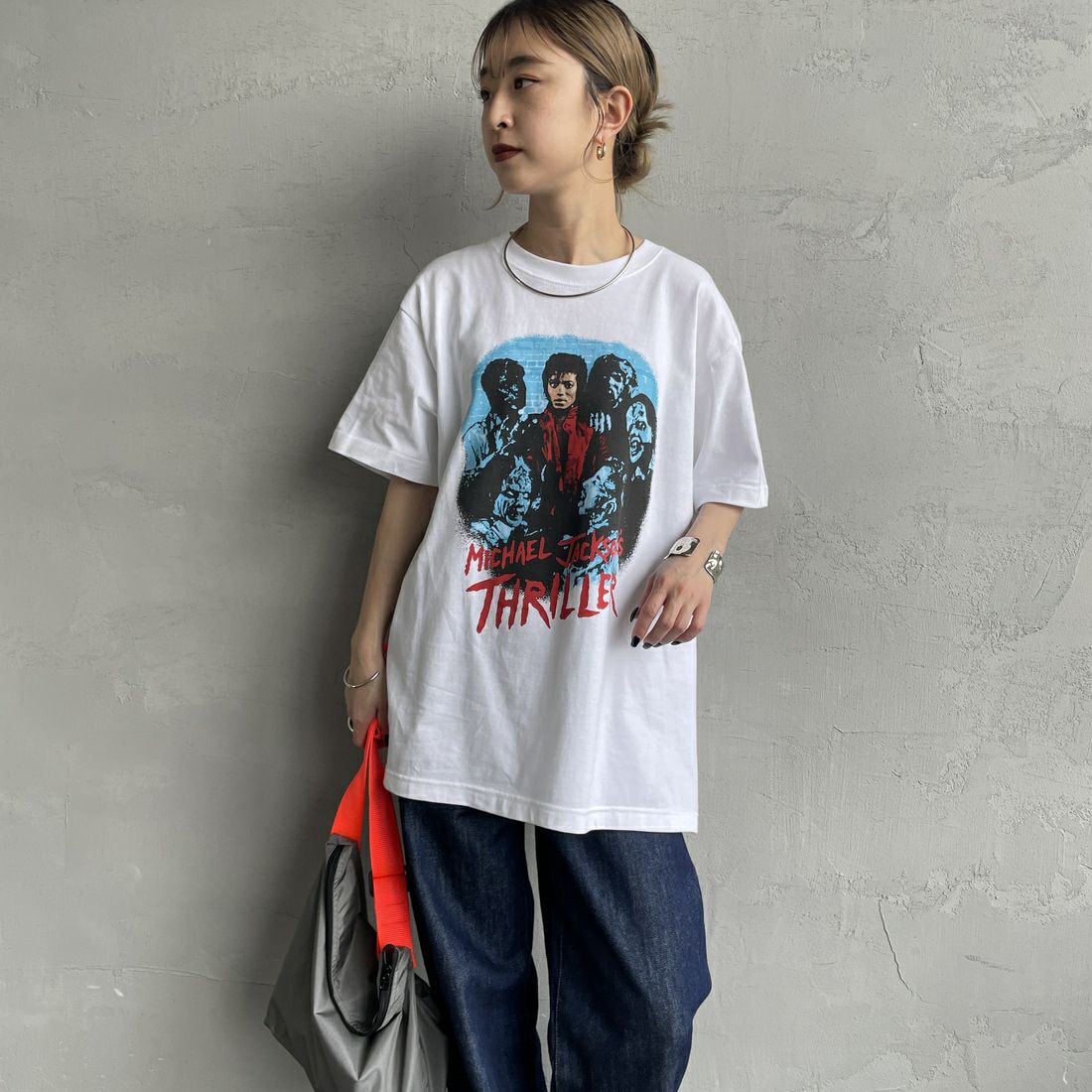 GOOD ROCK SPEED [グッドロックスピード] MICHAEL JACKSON PHOTO T-SHIRT by GOOD ROCK SPEED [25MJK002W] WHITE &&モデル身長：150cm 着用サイズ：F&&