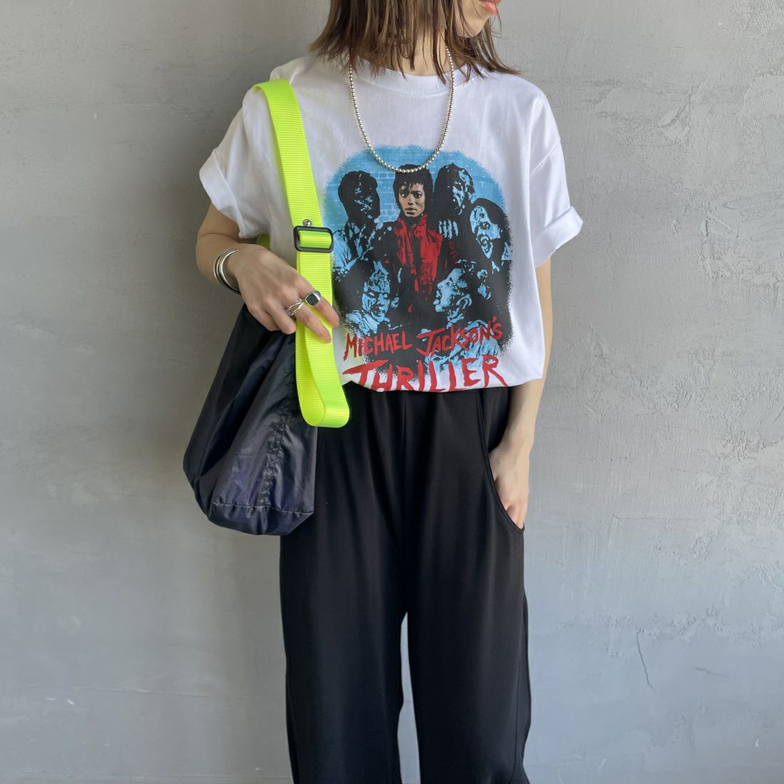 GOOD ROCK SPEED [グッドロックスピード] MICHAEL JACKSON PHOTO T-SHIRT by GOOD ROCK SPEED [25MJK002W] WHITE &&モデル身長：158cm 着用サイズ：F&&