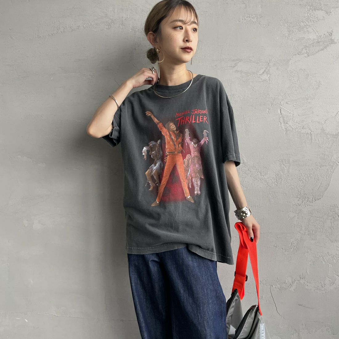 GOOD ROCK SPEED [グッドロックスピード] MICHAEL JACKSON PHOTO T-SHIRT by GOOD ROCK SPEED [25MJK003W] CHARCOAL &&モデル身長：150cm 着用サイズ：F&&