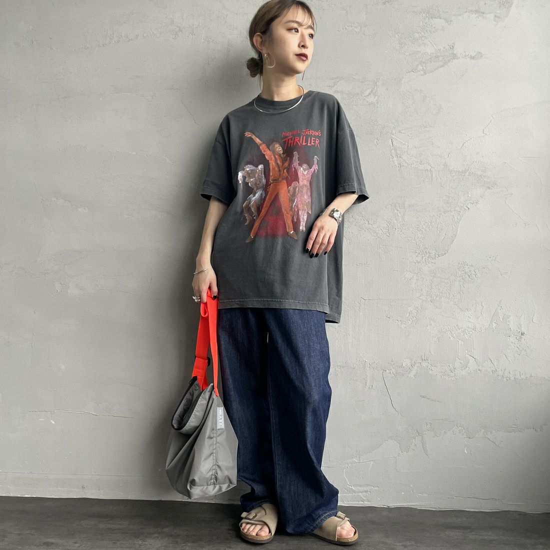 GOOD ROCK SPEED [グッドロックスピード] MICHAEL JACKSON PHOTO T-SHIRT by GOOD ROCK SPEED [25MJK003W] CHARCOAL &&モデル身長：150cm 着用サイズ：F&&