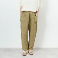 33 KHAKI&&モデル身長：160cm 着用サイズ：1&&