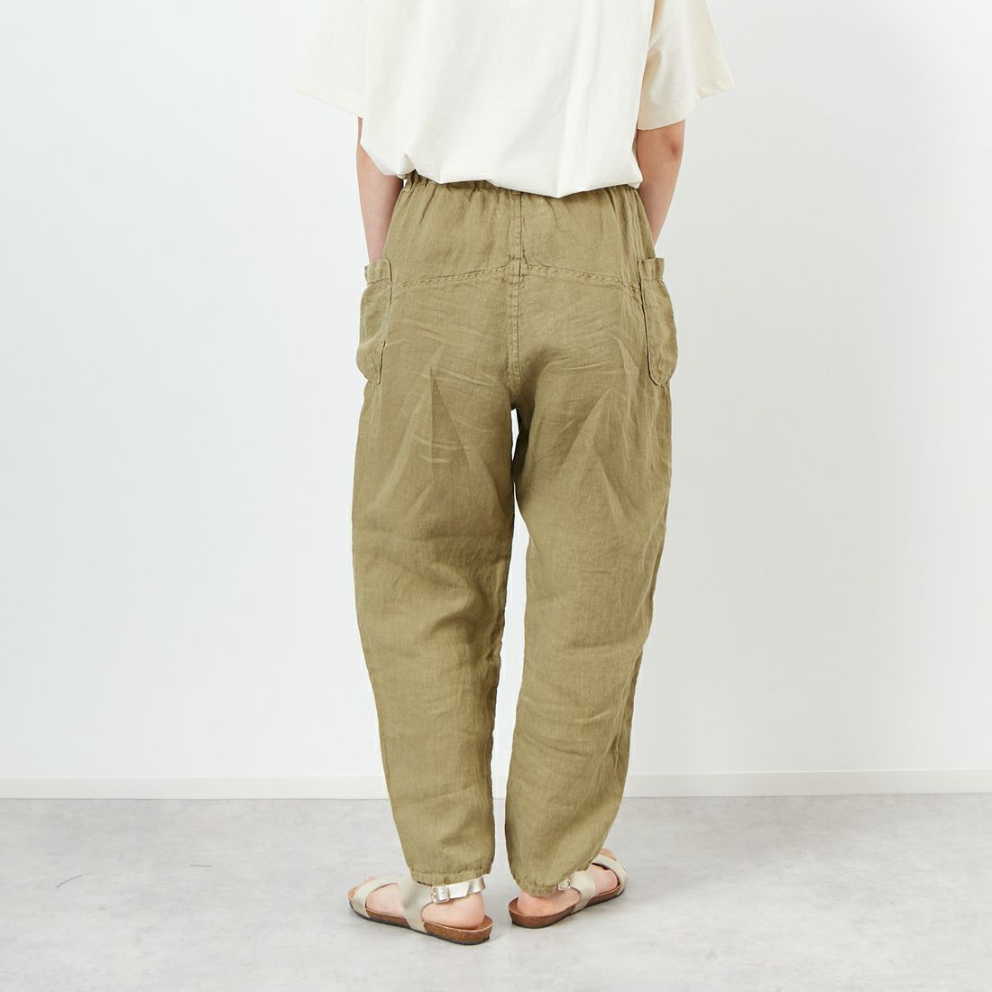 tumugu: [ツムグ] ソリトリネン イージーパンツ [TB23244A-WA] 33 KHAKI &&モデル身長：160cm 着用サイズ：1&&