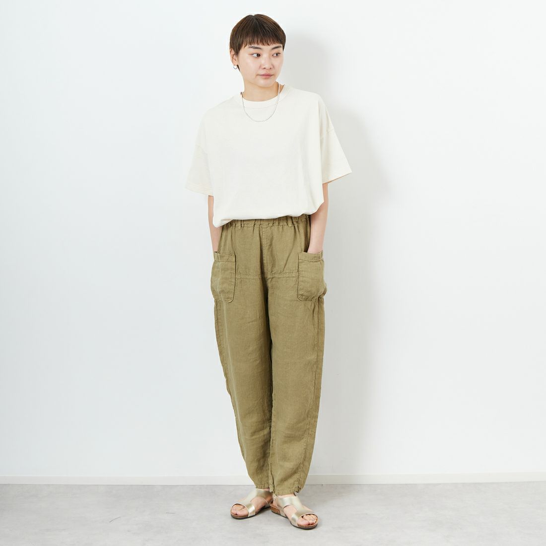 tumugu: [ツムグ] ソリトリネン イージーパンツ [TB23244A-WA] 33 KHAKI &&モデル身長：160cm 着用サイズ：1&&