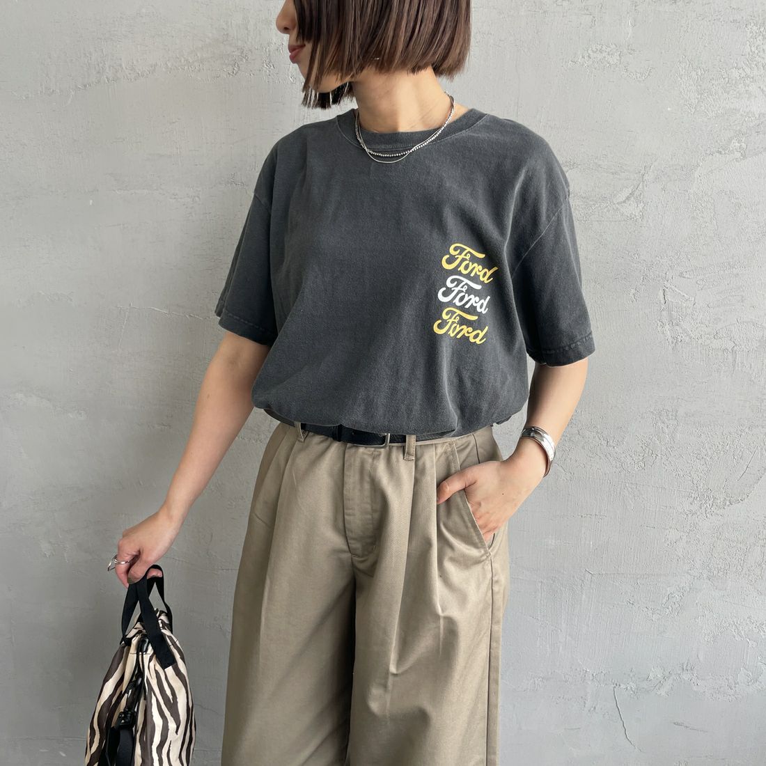 GOOD ROCK SPGOOD ROCK SPEED [グッドロックスピード] ファルコン Tシャツ [25FOD009W] CHARCOAL &&モデル身長：160cm 着用サイズ：F&&EED [グッドロックスピード] ファルコン Tシャツ [25FOD009W] CHARCOAL