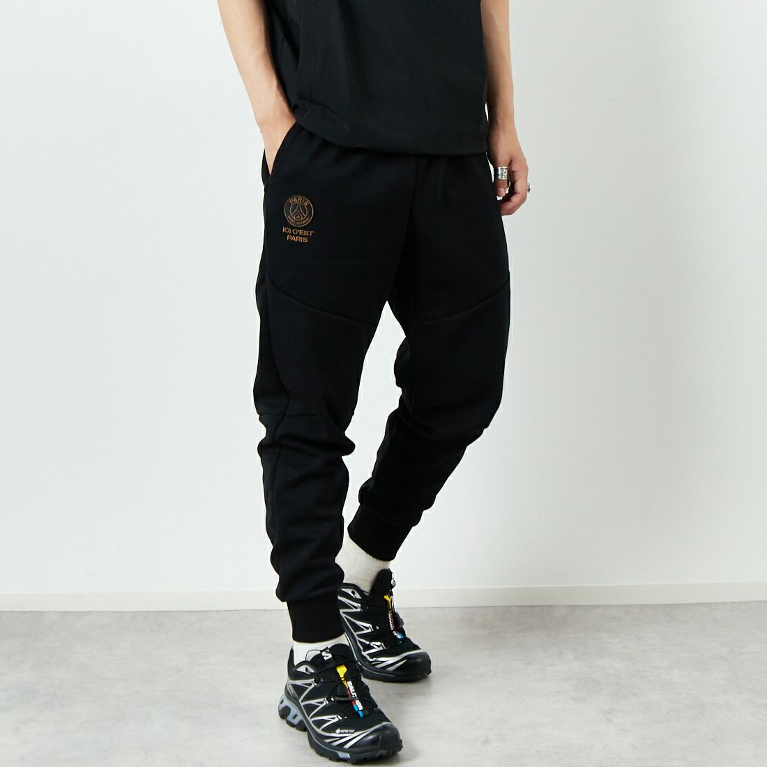 BLACK&&モデル身長：179cm 着用サイズ：XL&&