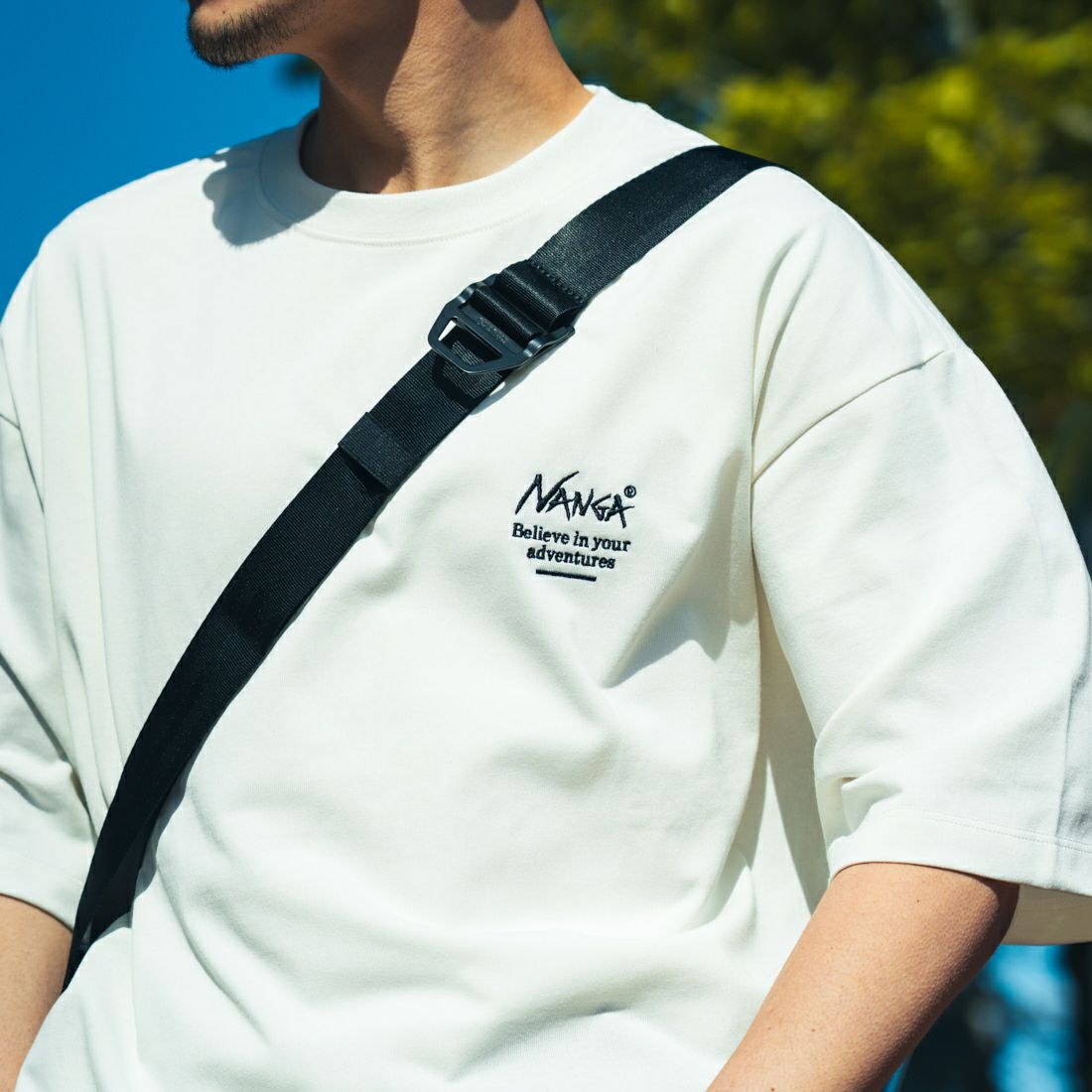JEANSFACTORY × NANGA [ジーンズファクトリー × ナンガ] 別注 バックプリント ドローコードTシャツ [NW25SS-JF6] WHITE