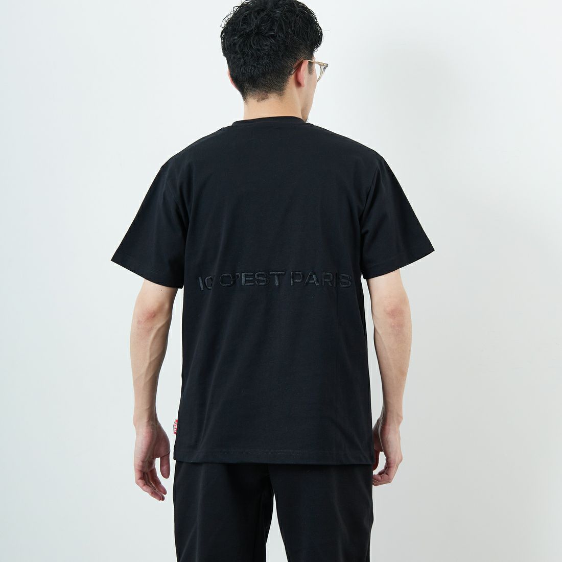 PARIS SAINT-GERMAN [パリ・サンジェルマン] サークルロゴ刺繍 ショートスリーブTシャツ [PS0125SS0002] BLACK &&モデル身長：168cm 着用サイズ：M&&