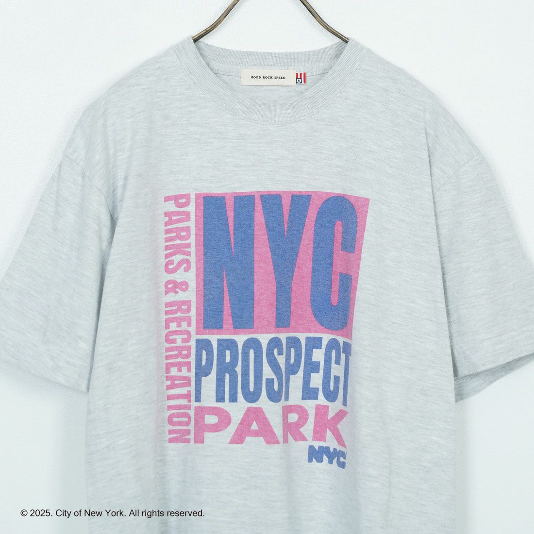 NYC × GOOD ROCK SPEED [エヌワイシー × グッドロックスピード] NYC ボックスロゴTシャツ [25NYC007W] ASH