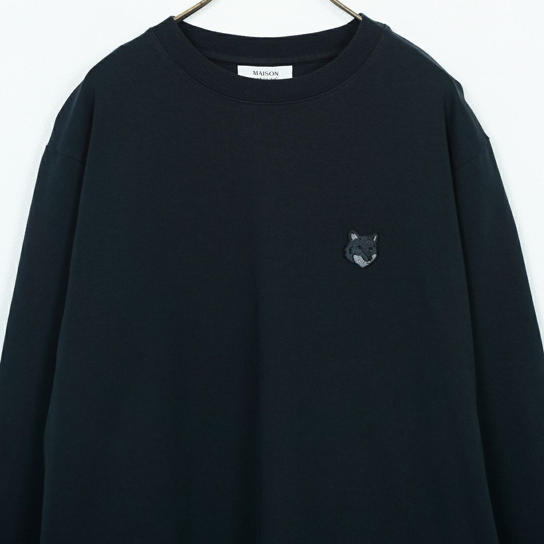 MAISON KITSUNE [メゾン キツネ] ボールド フォックスヘッド パッチ コンフォート ロングスリーブ Tシャツ [LM00109KJ0118] P199 BLACK