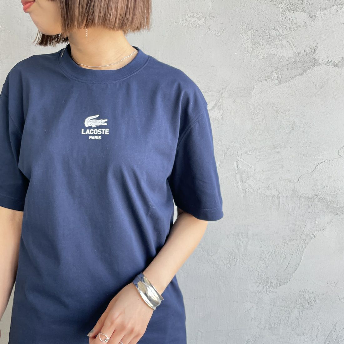 LACOSTE [ラコステ] スモールパリロゴクルーネックTシャツ [TH2739] 166 NAVY &&モデル身長：160cm 着用サイズ：F&&