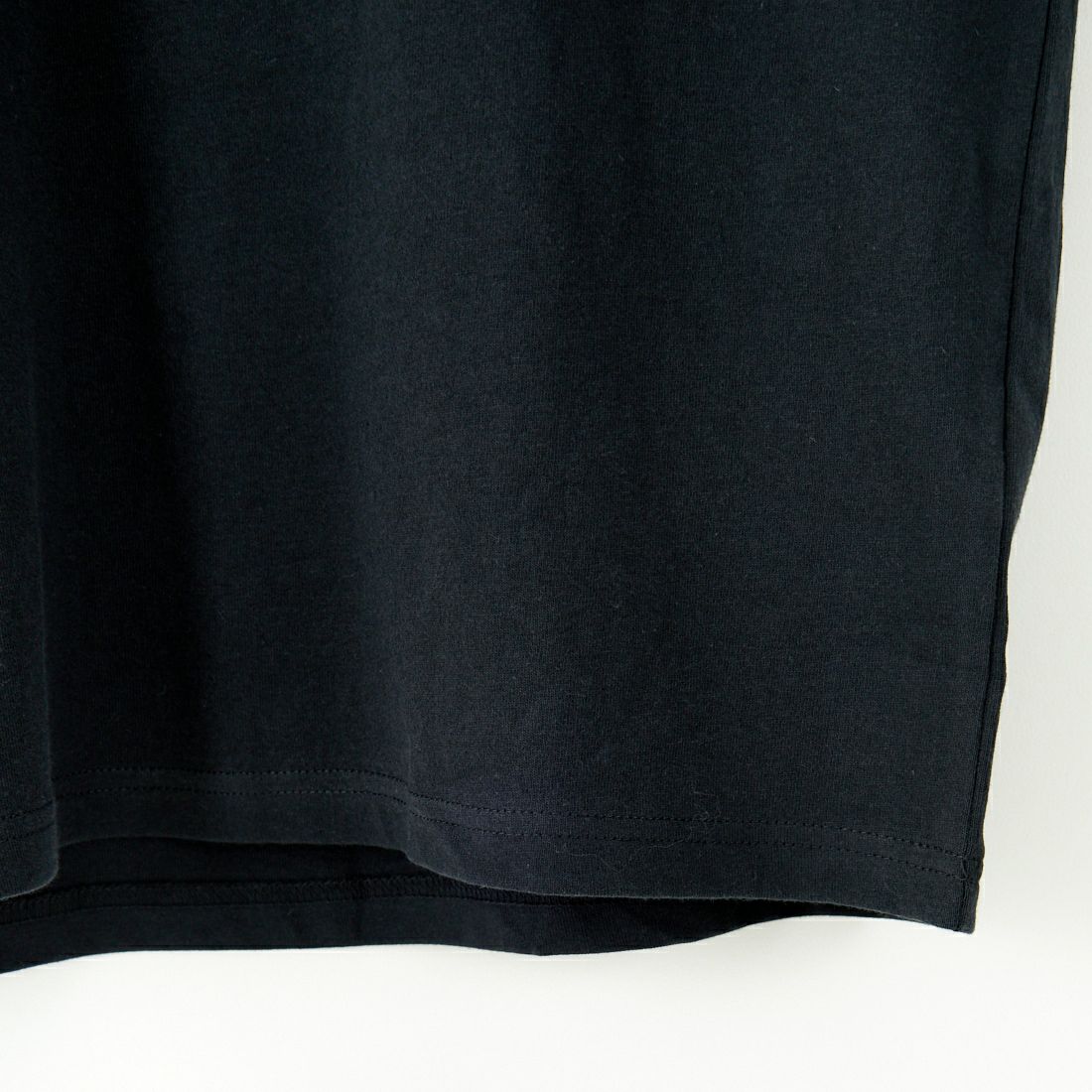 DEUS EX MACHINA [デウス エクス マキナ] SHOWDOWN ショートスリーブTシャツ [DMP251947D] BLACK