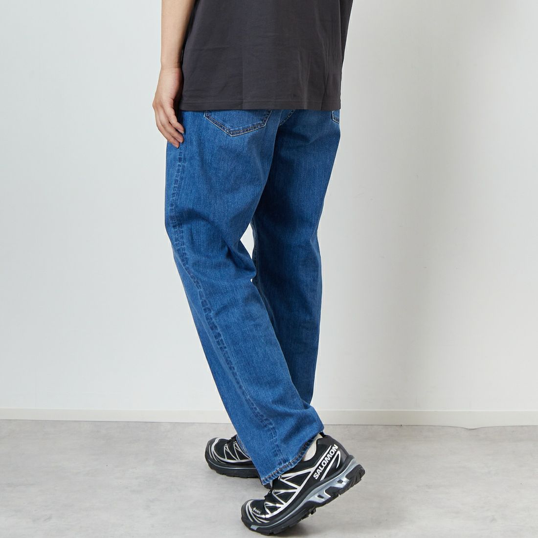 YANUK [ヤヌーク] ワイドストレート Roomy [57251203] ABL &&モデル身長：179cm 着用サイズ：M&&