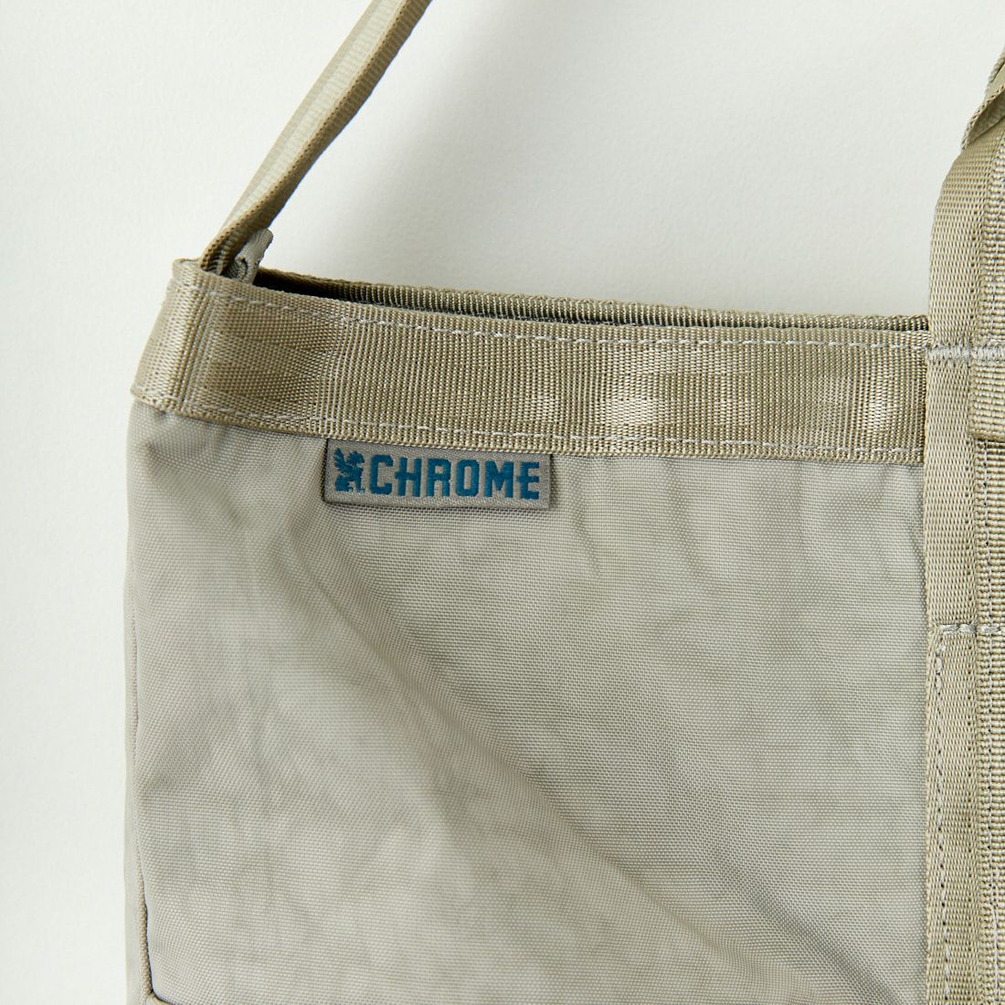 CHROME [クローム] グローサリートート メッセンジャーバッグ 28L [JP239] SG