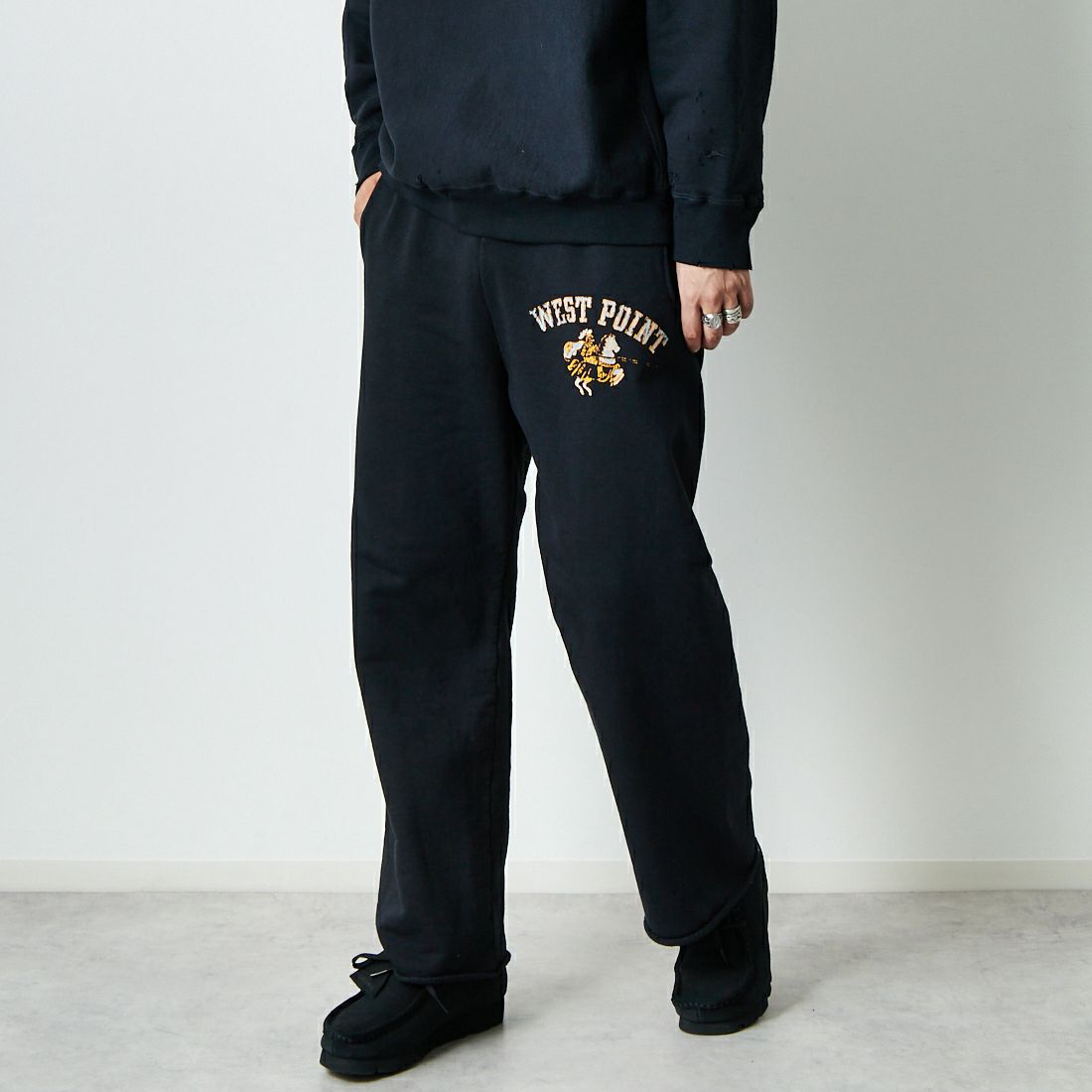 BOW WOW [バウワウ] ウェストポイントスウェットパンツ [BW251-WPSP] BLACK &&モデル身長：179cm 着用サイズ：M&&