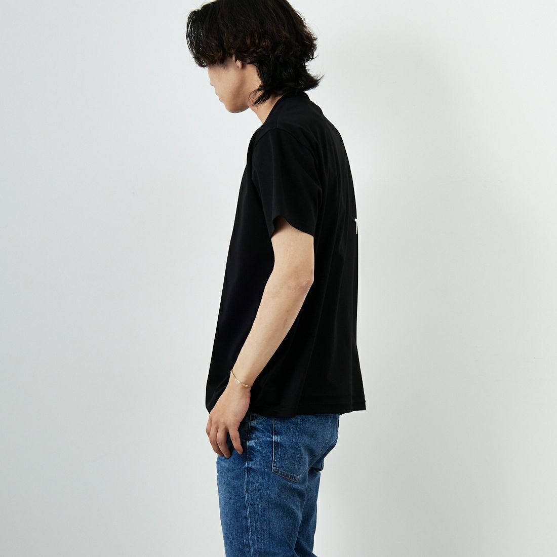 TATRAS [タトラス] NUNKI ショートスリーブTシャツ [MTAT25S8193-M] BLACK &&モデル身長：179cm 着用サイズ：2&&
